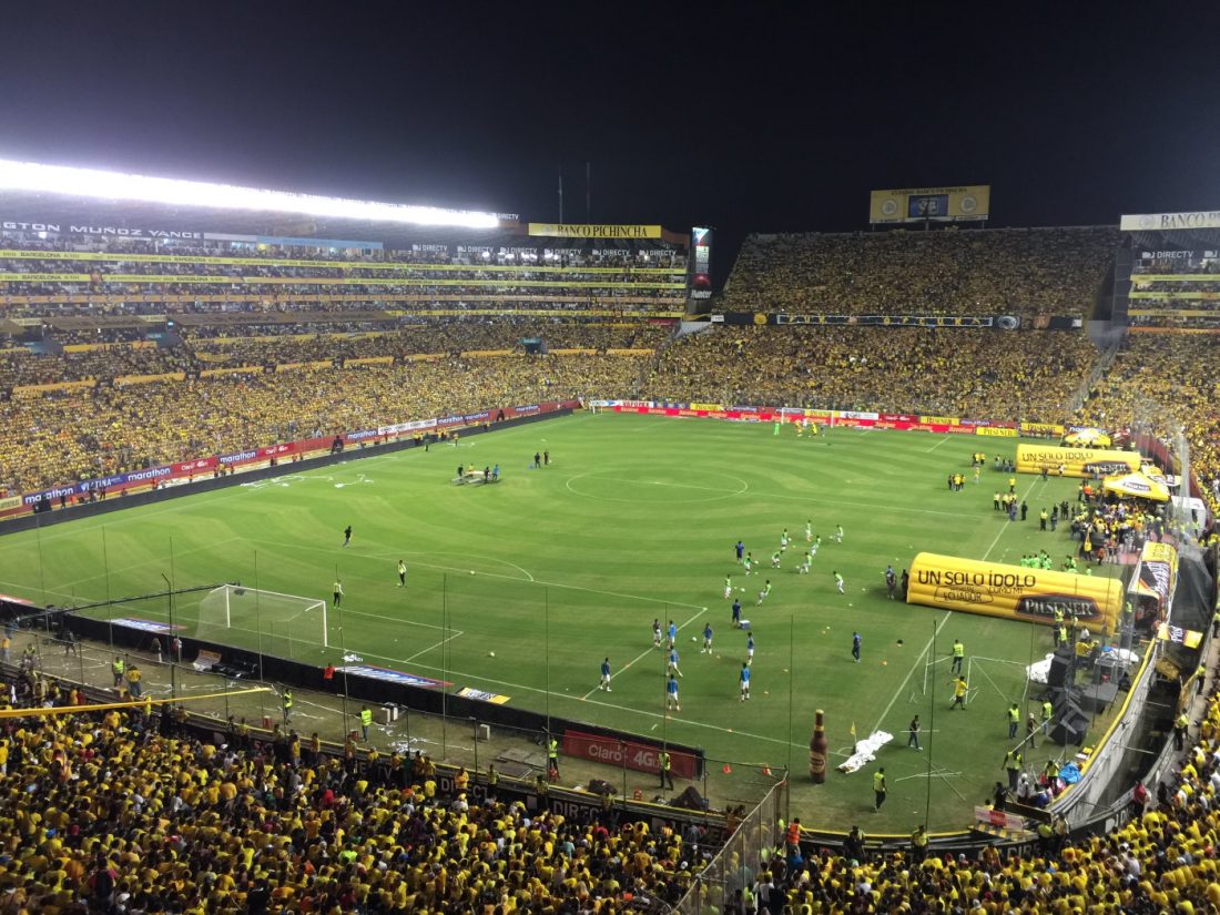 Estadio Monumental Isidro Romero Carbo